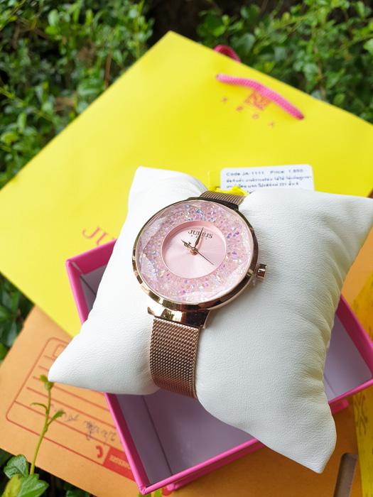 นาฬิกา Julius JA-1111 สายสแตนเลสพิ้งโกล-ชมพู หน้าปัดฟ้าประกาย